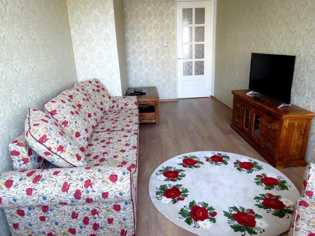 Apartement Endla Parnu Exterior photo